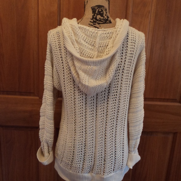 Sweater - Picture 4 of 5